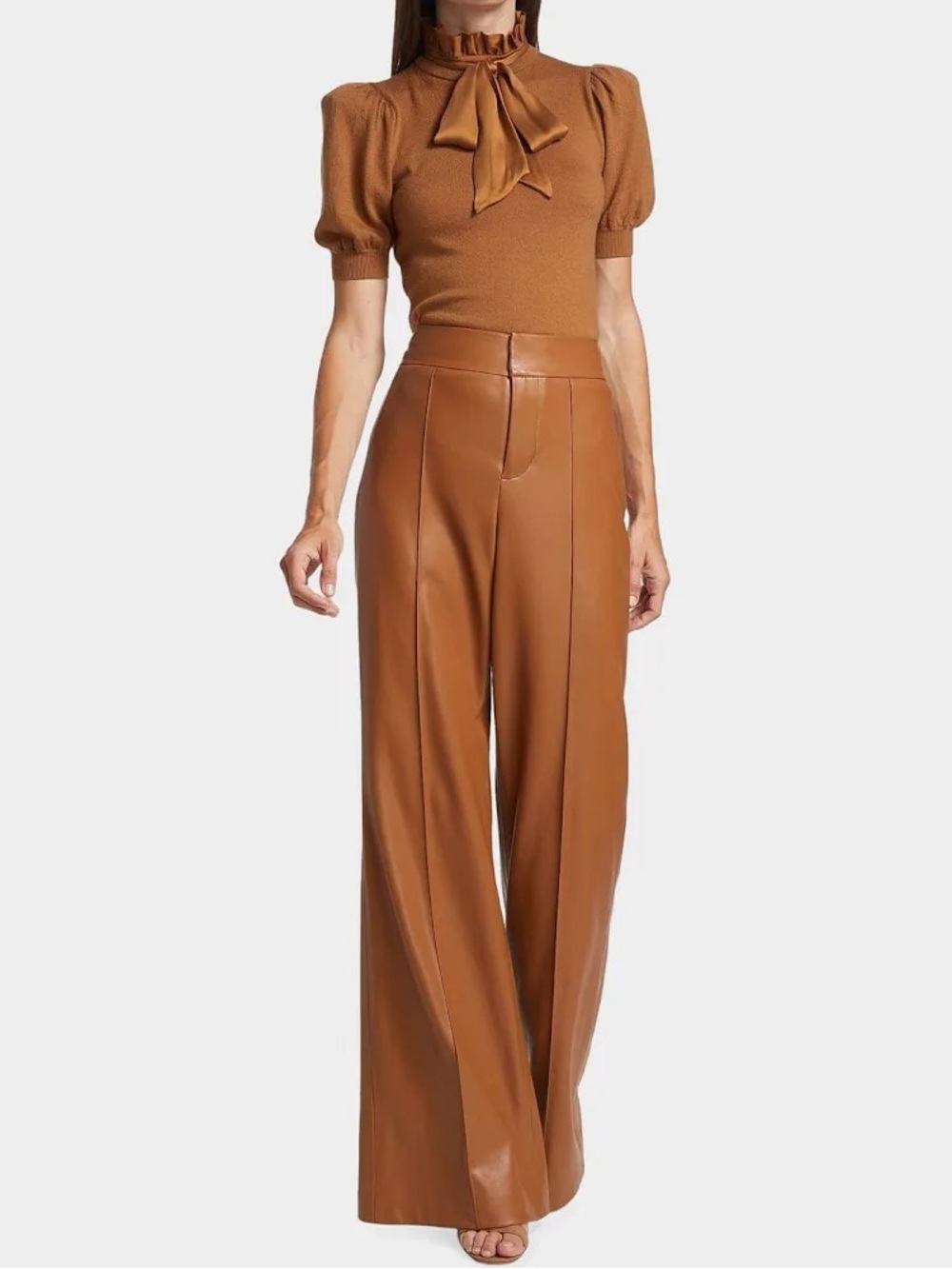 Alice + Olivia Dylan Camel Faux Leather Wide Leg Pants 6 Quiet Luxury NWT